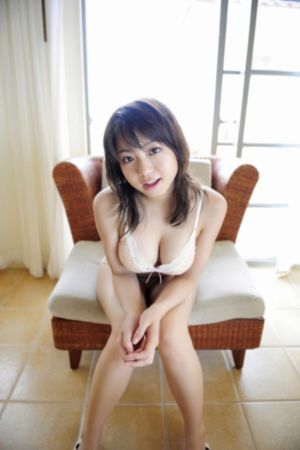 欧美明星最近毛衣街拍_高清日韩电影在线