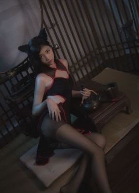 欧美个性头像女叼烟_超清电影完整版